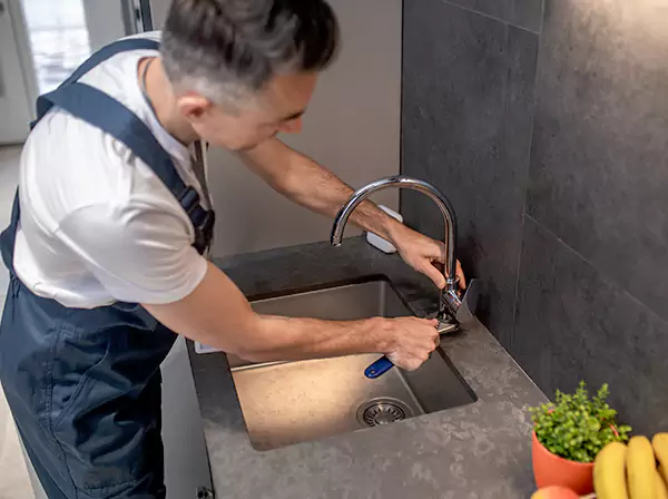 Kitchen Plumbing in Carnot-Moon