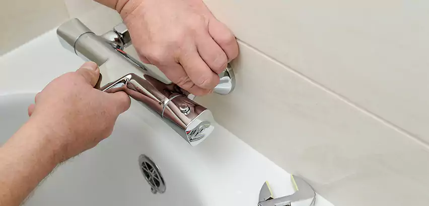 Faucet Installation in Carnot-Moon