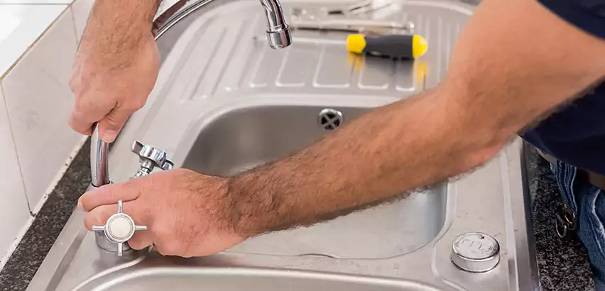 Sink Drain Repair in Carnot-Moon
